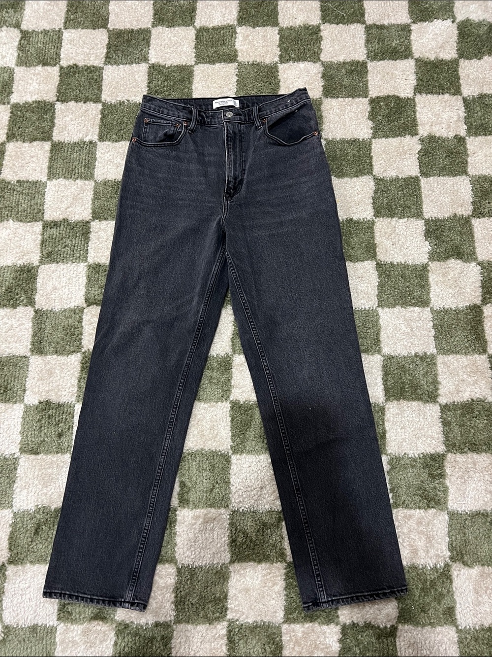 Woman’s Abercrombie & Fitch The 90’s straight ultra high rise jeans
